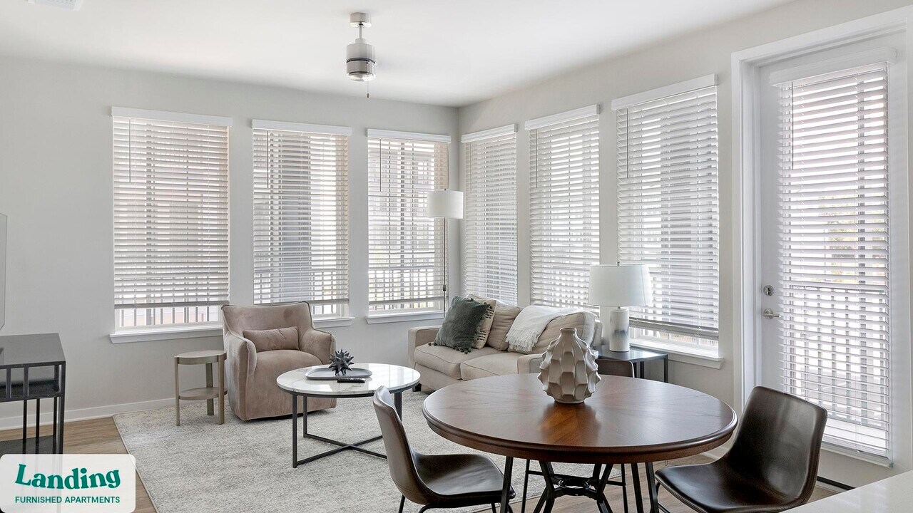 4902 Cosmos Cir in Wimauma, FL - Foto de edificio