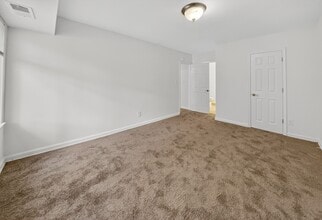 Brookland Ridge Apartments in Washington, DC - Foto de edificio - Building Photo