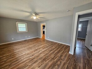 316 Cougar Ln in Jacksonville, NC - Building Photo - Building Photo