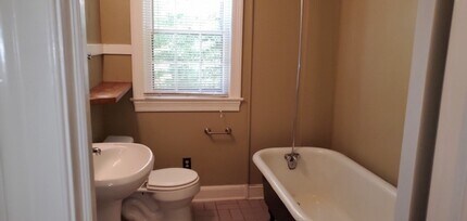 932 Carr St in Greensboro, NC - Foto de edificio - Building Photo