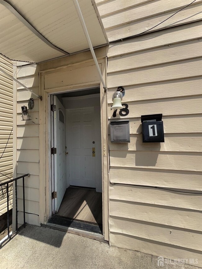 78 Warner Ave in Jersey City, NJ - Building Photo - Building Photo
