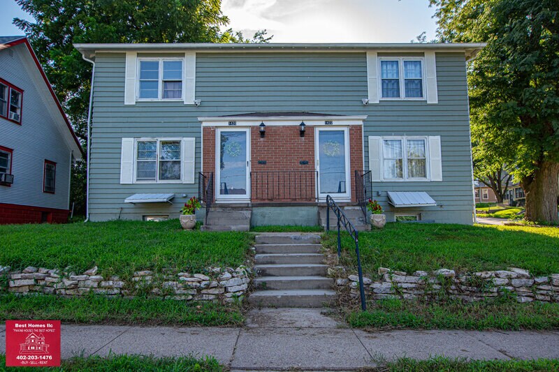 1422 N 38th St in Omaha, NE - Building Photo