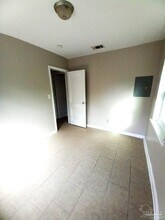 9 Besma Dr in Pensacola, FL - Building Photo - Building Photo