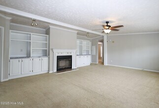 232 Castlebury Ln in Hubert, NC - Building Photo - Building Photo