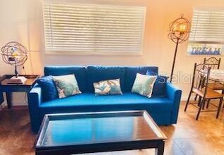 3206 W Azeele St in Tampa, FL - Foto de edificio - Building Photo