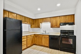 Ridgeview Heights in Madison, WI - Foto de edificio - Interior Photo