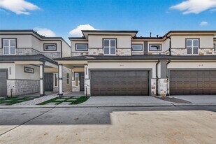 12311 New Jordan Ln in Cypress, TX - Building Photo