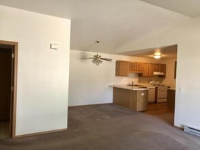 451 Linden Dr in Lomira, WI - Building Photo - Building Photo