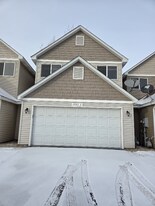 12263 Xylite St NE in Blaine, MN - Building Photo