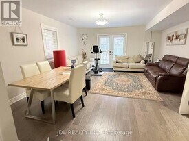 122 Mistysugar Trail in Vaughan, ON - Building Photo