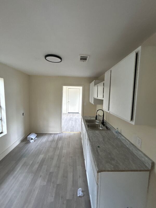 437 Erie St in Jackson, MS - Foto de edificio - Building Photo