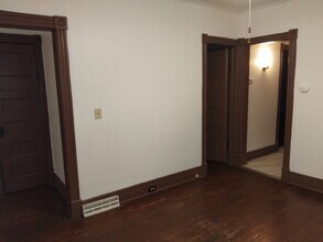 593 3rd St, Unit 593 3rd st 1st floor in Albany, NY - Building Photo - Building Photo