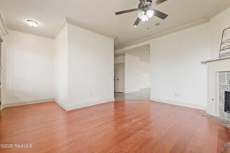 126 Onyx St in Lafayette, LA - Building Photo - Building Photo