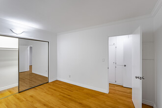 Veteran Apartments in Los Angeles, CA - Building Photo - Interior Photo