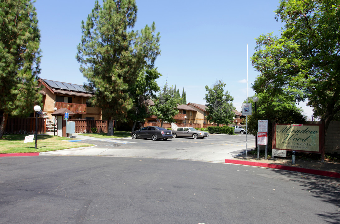 Meadow Woods Apartments in Riverside, CA - Building Photo