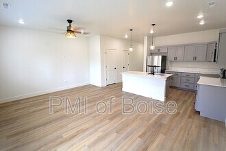 123 Trifecta Ln in Nampa, ID - Building Photo - Building Photo