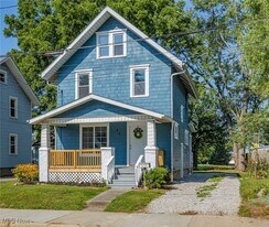 46 Verdun Dr in Akron, OH - Building Photo