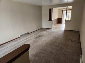 2845 Woodale Ave in Green Bay, WI - Foto de edificio - Building Photo