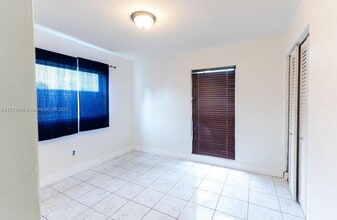 15345 SW 104th Ave in Miami, FL - Building Photo - Building Photo
