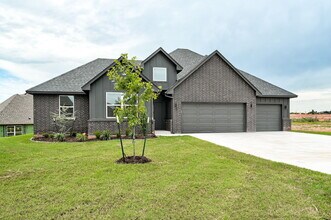 6101 Kinnick Dr in Edmond, OK - Building Photo - Building Photo