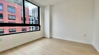 175 NW 22nd St, Unit A2 in Miami, FL - Building Photo - Building Photo