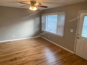 215 Marion Dr in Glasgow, KY - Building Photo - Building Photo