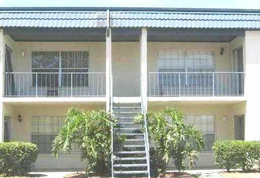 5230 Curry Ford Rd in Orlando, FL - Building Photo