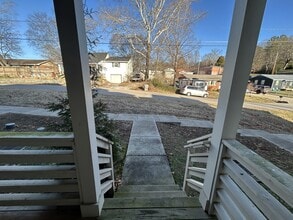 222 Jasmine Row in Ashland City, TN - Building Photo - Building Photo