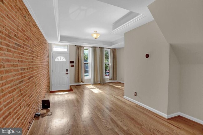 property at 2308 E Fairmount Ave