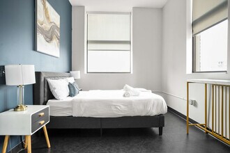 800 Penn Ave in Pittsburgh, PA - Foto de edificio - Building Photo