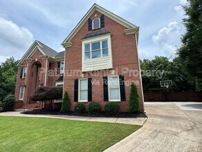 830 Eden Green Ct in Roswell, GA - Building Photo - Building Photo