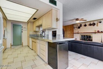 1935 E Riviera Dr in Tempe, AZ - Building Photo - Building Photo