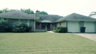 6950 S 67th East Ave, Unit 6950