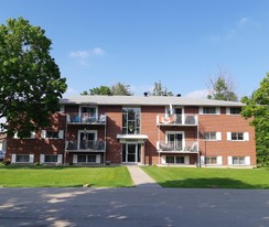 830 Howe Ter Apartments