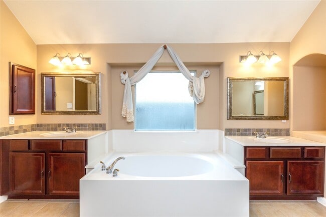 property at 2201 Signal Hill Dr