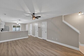 157 W Murrow Ln in Jacksonville, NC - Building Photo - Building Photo