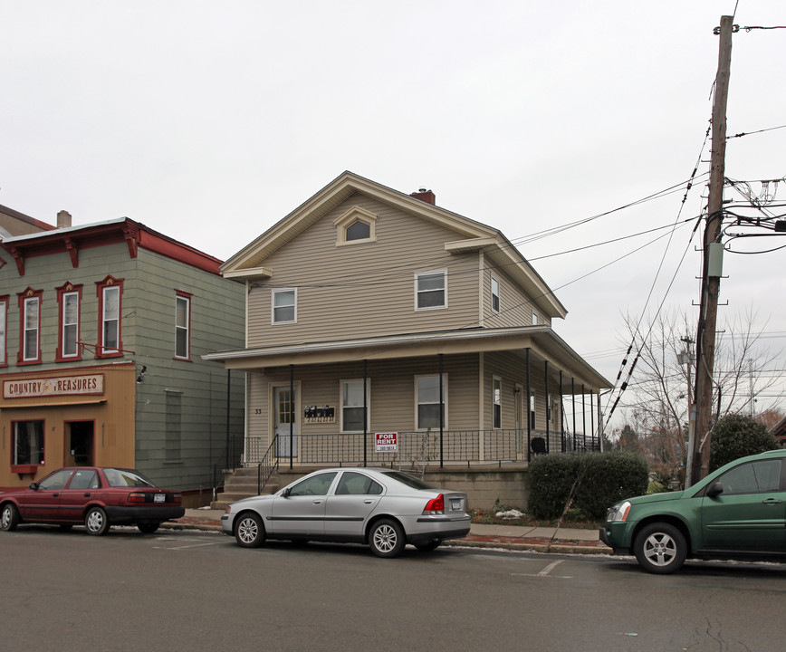 33 Market St in Brockport, NY - Building Photo