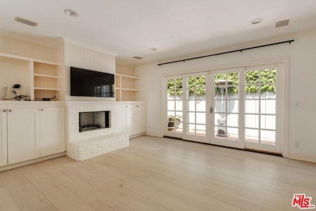12111 Greenock Ln in Los Angeles, CA - Building Photo - Building Photo