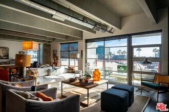4141 Glencoe Ave in Los Angeles, CA - Foto de edificio - Building Photo