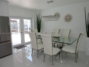 15220 SW 49th St in Miramar, FL - Building Photo - Building Photo