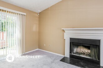 2089 Glenwood Downs Dr in Decatur, GA - Building Photo - Building Photo