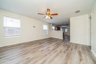 2013 Angel Way in Heartland, TX - Building Photo - Building Photo