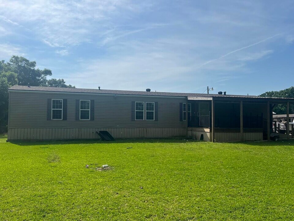 1706 Southport Blvd in New Iberia, LA - Building Photo