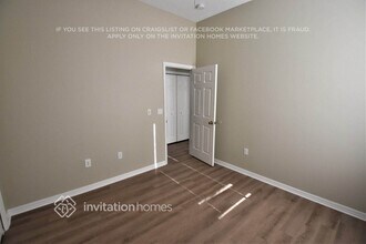 3960 Woodview Dr in Sarasota, FL - Building Photo - Building Photo