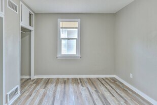 3872 Adams St in Gary, IN - Building Photo