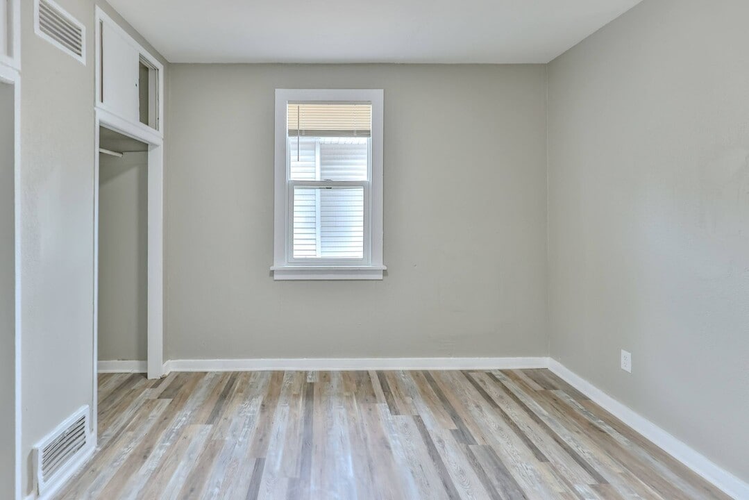 3872 Adams St in Gary, IN - Building Photo