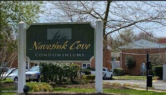 96 East Ave in Atlantic Highlands, NJ - Building Photo