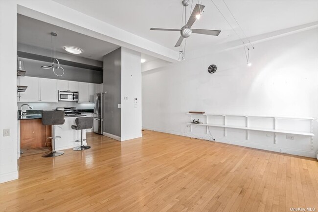 205 15th St, Unit A7 in Brooklyn, NY - Building Photo - Building Photo