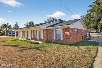 2766 Greenridge Rd in Orange Park, FL - Building Photo - Building Photo