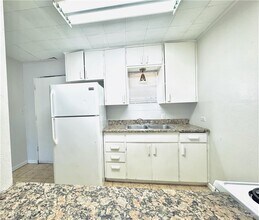 15 Valley View Dr in Weslaco, TX - Building Photo - Building Photo